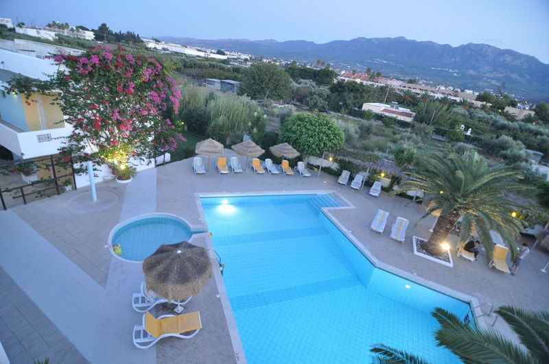 Tigaki Golden Star Relax Hotel - Adults Only 16 Plus מראה חיצוני תמונה