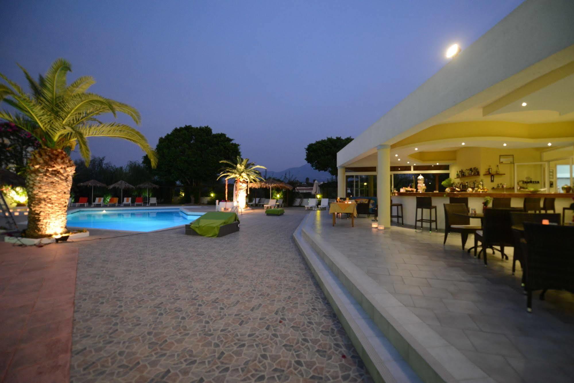 Tigaki Golden Star Relax Hotel - Adults Only 16 Plus מראה חיצוני תמונה